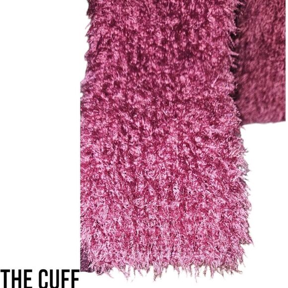 MISS B Women's Magenta Fuzzy Shimmer Long Sleeve Cropped Sweater SIZE S/M - Picture 4 of 11